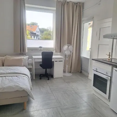 Apartamento Mit Balkon 13-2l1 *